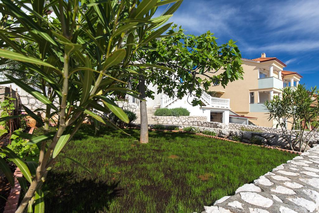 Apartment Tadic Salatic Exterior photo